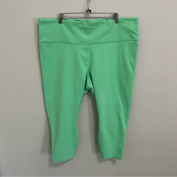 NWT Fabletics Power Hold High Waist Capri Leggings Mint Green - Picture 5 of 11